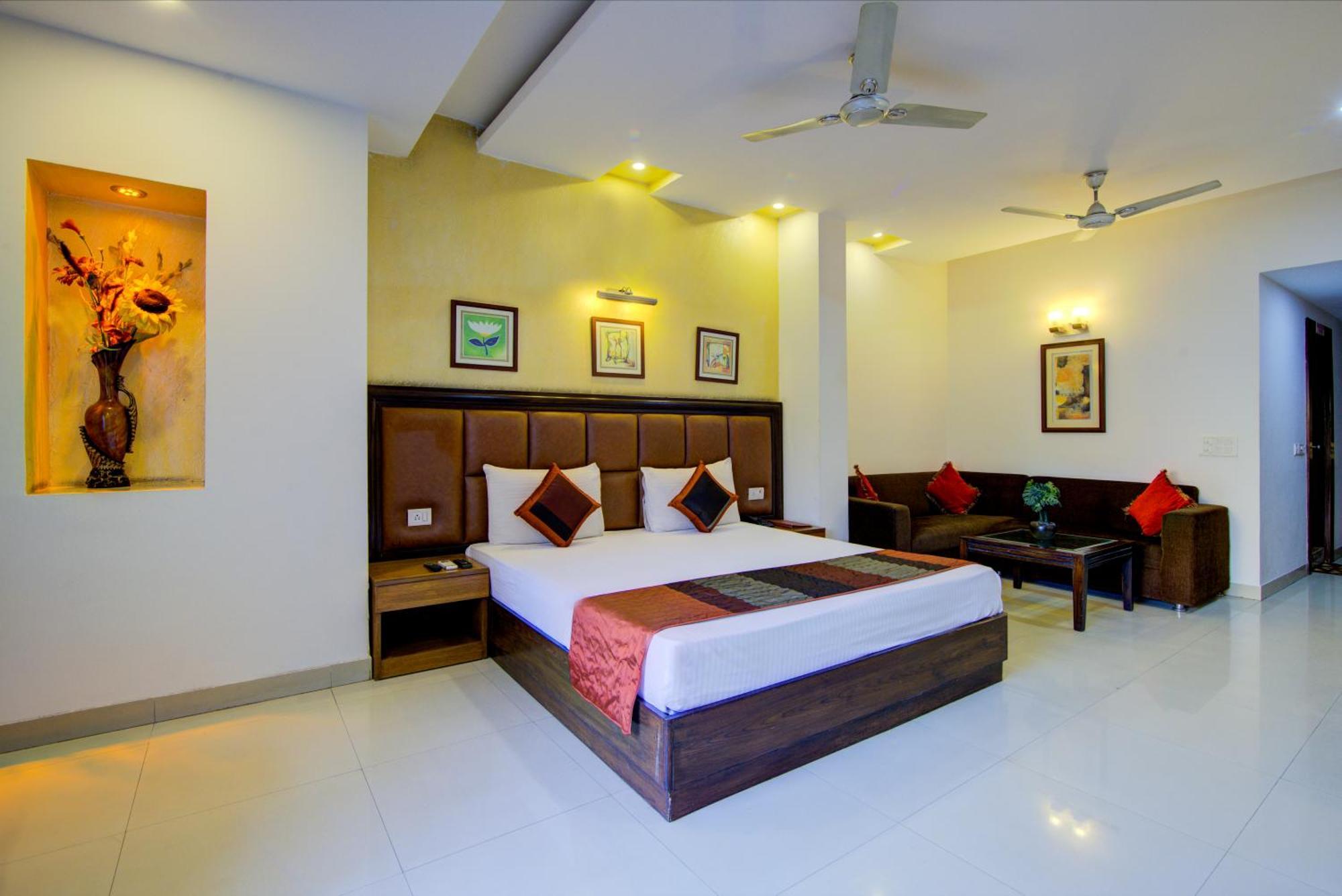 Airport La Sapphire Hotel & Restaurant New Delhi Luaran gambar