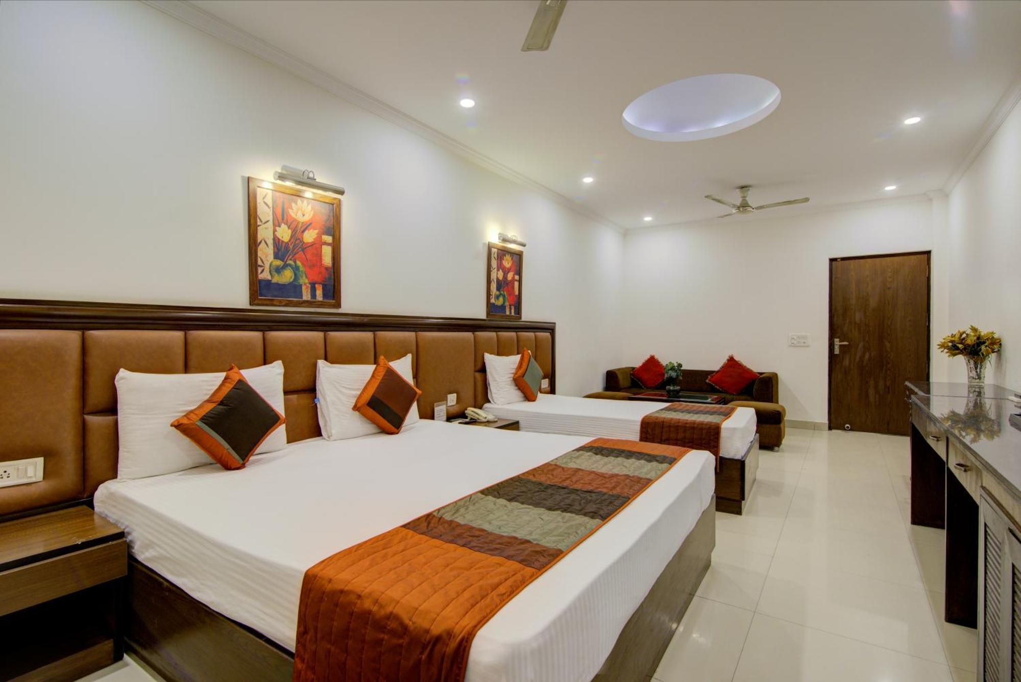 Airport La Sapphire Hotel & Restaurant New Delhi Luaran gambar